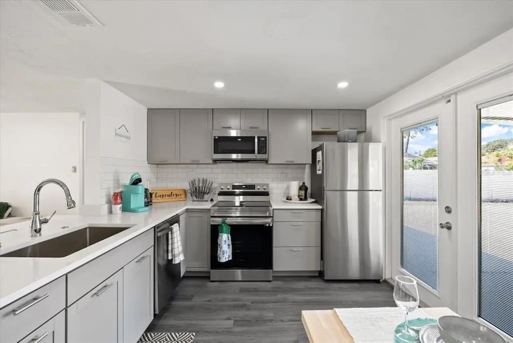 5332 Nutmeg Avenue - Photo 4