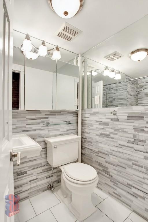 411 East 12th Street - Photo 5