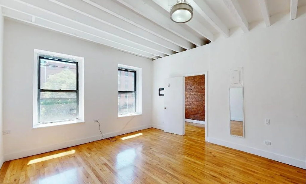81 2nd Avenue - Photo 1