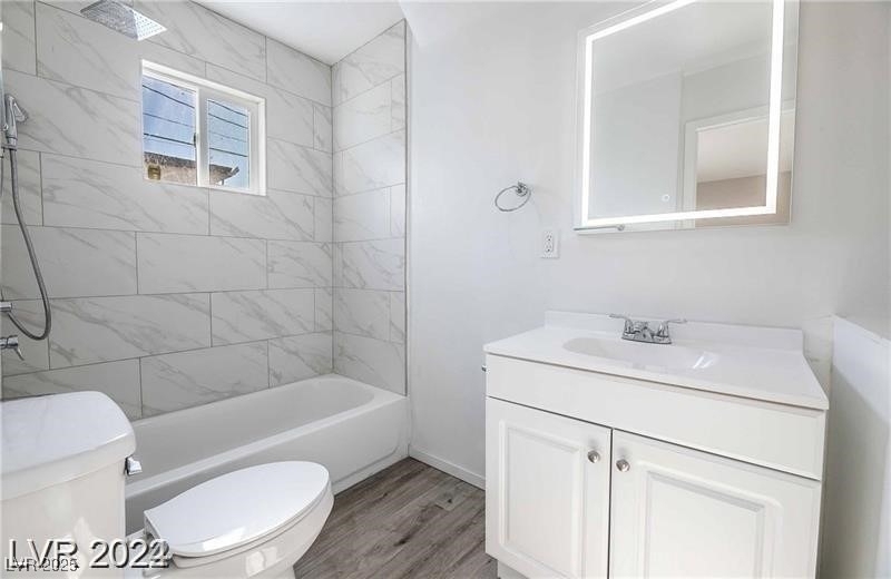 2201 Fairfield Avenue - Photo 2