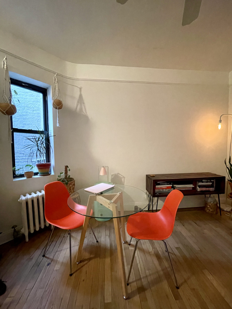 507 East 13th Street - Photo 2
