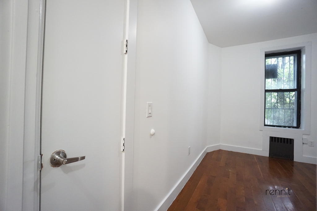 640 Kosciuszko Street - Photo 10