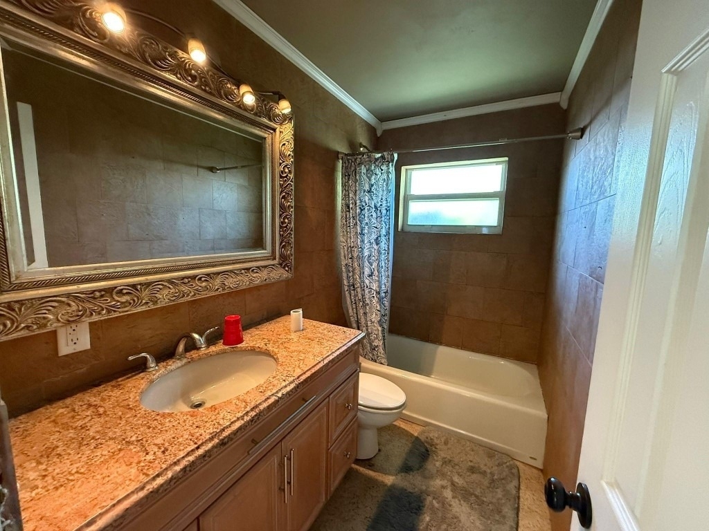 2957 Nw 6th Avenue - Photo 3
