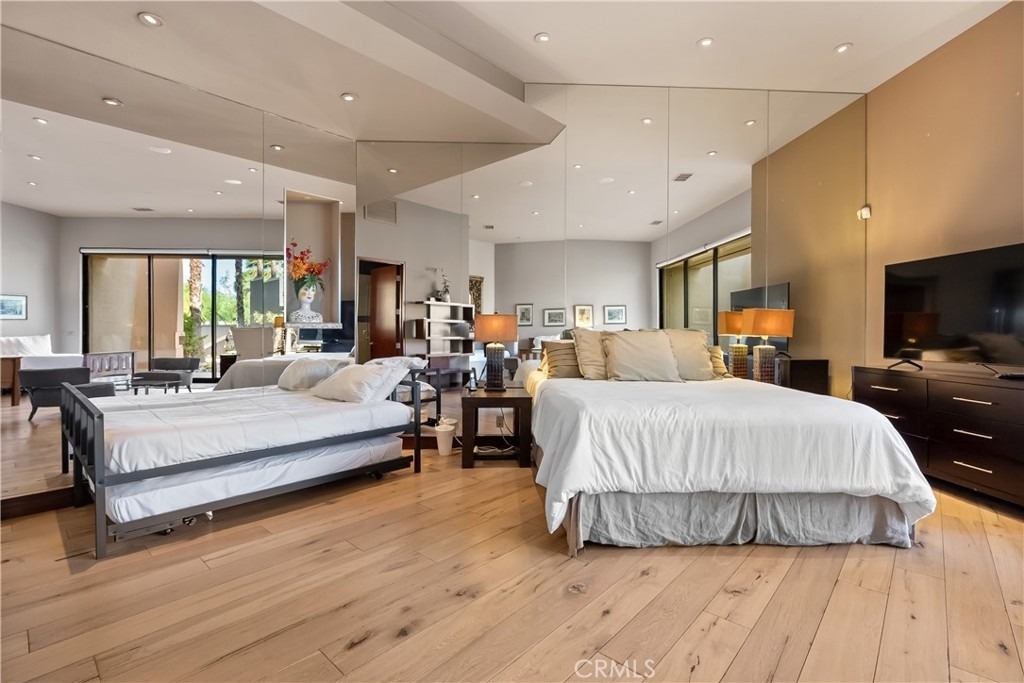 68 Royal Saint Georges Way - Photo 44