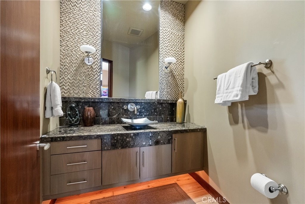 68 Royal Saint Georges Way - Photo 38