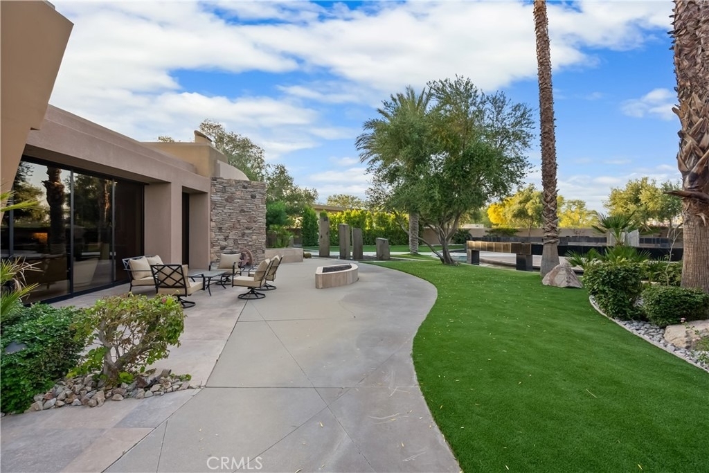 68 Royal Saint Georges Way - Photo 0
