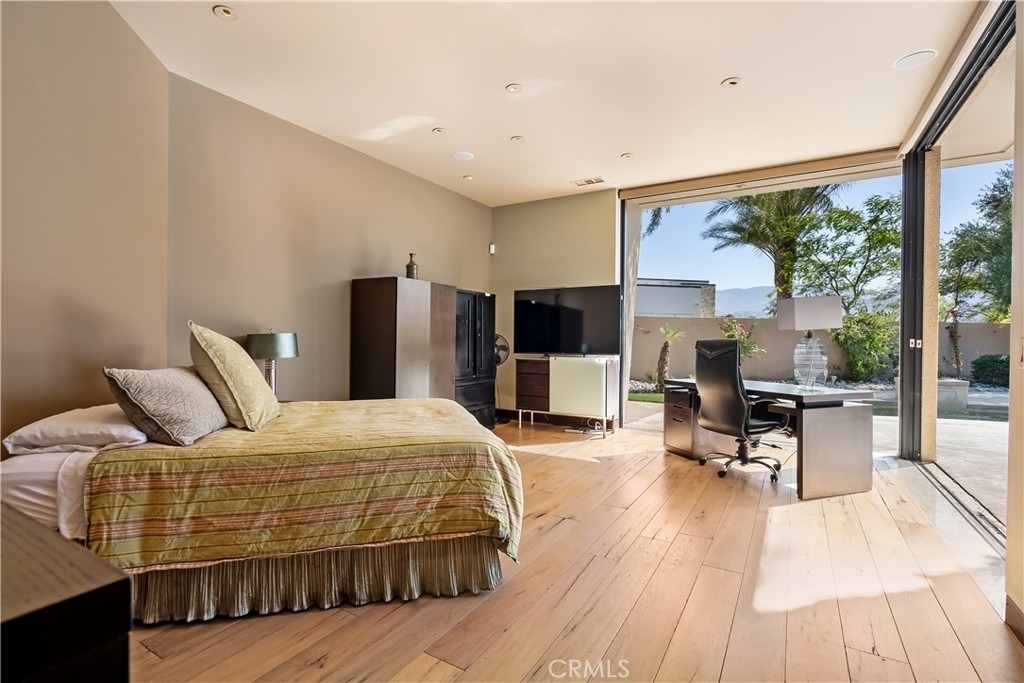 68 Royal Saint Georges Way - Photo 29