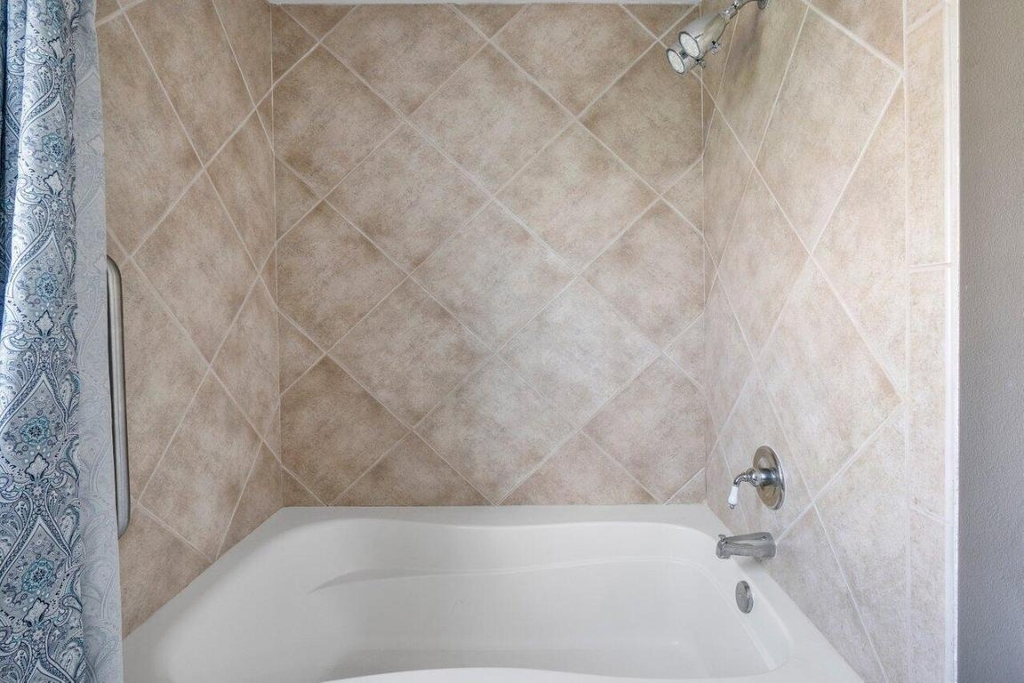 806 E Windward 301 Way - Photo 22