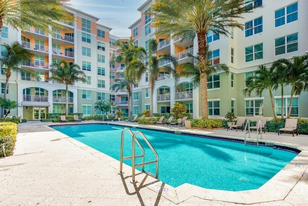 806 E Windward 301 Way - Photo 41