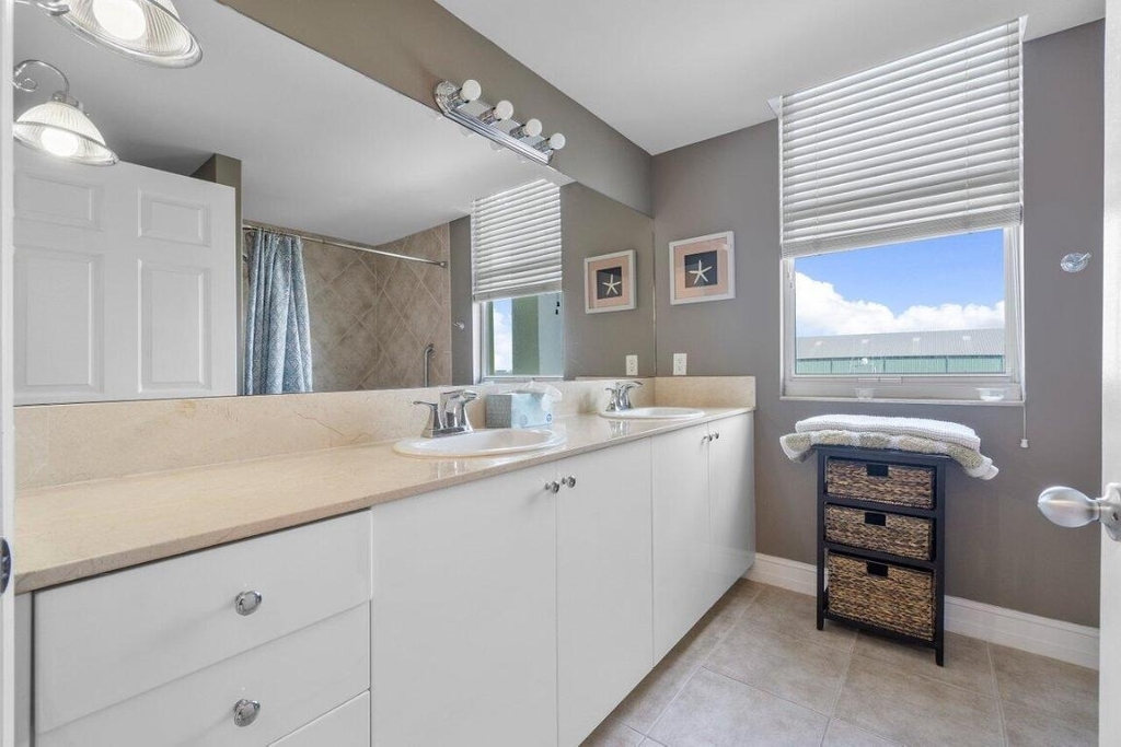 806 E Windward 301 Way - Photo 21