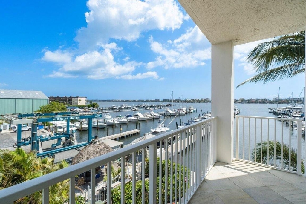 806 E Windward 301 Way - Photo 28
