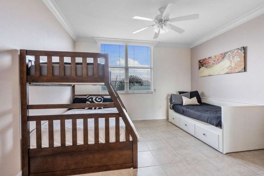 806 E Windward 301 Way - Photo 18