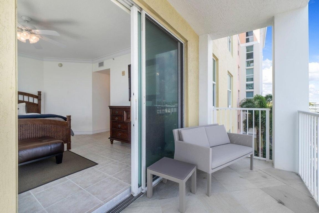 806 E Windward 301 Way - Photo 26