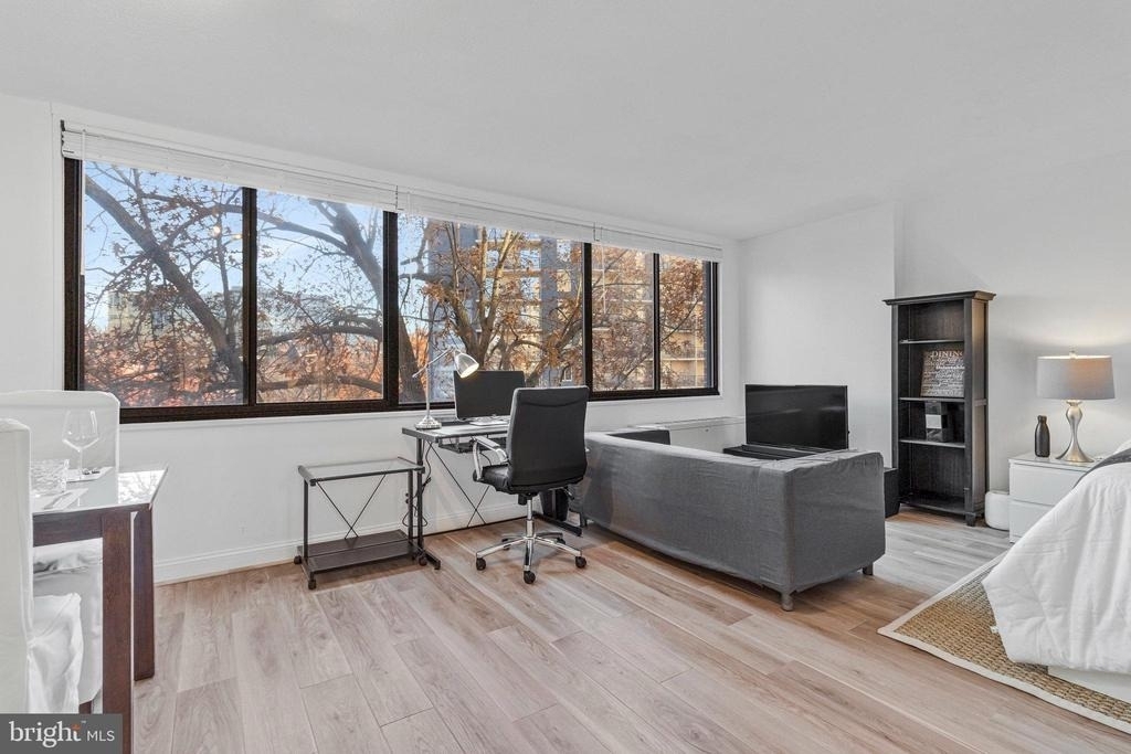 2201 L Street Nw - Photo 15