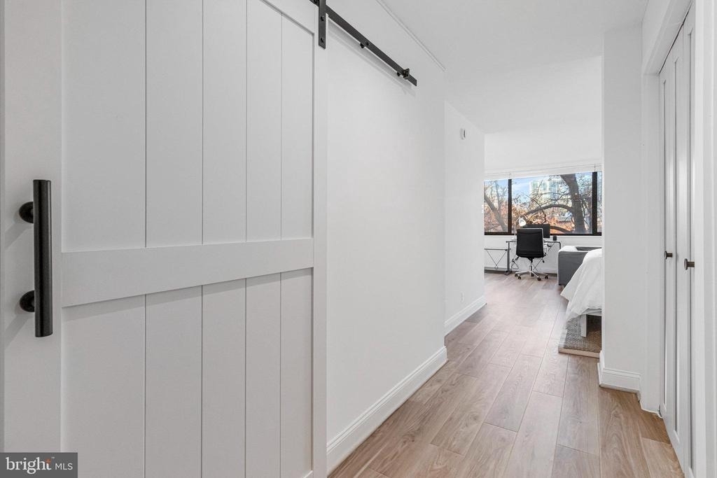 2201 L Street Nw - Photo 19