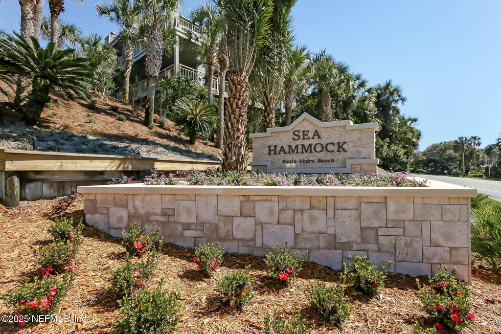 169 Sea Hammock Way - Photo 1