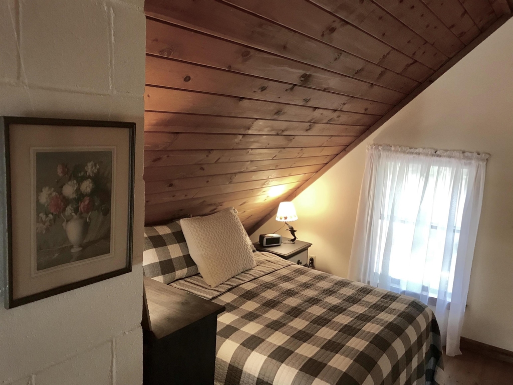 217 Bailey - Photo 12