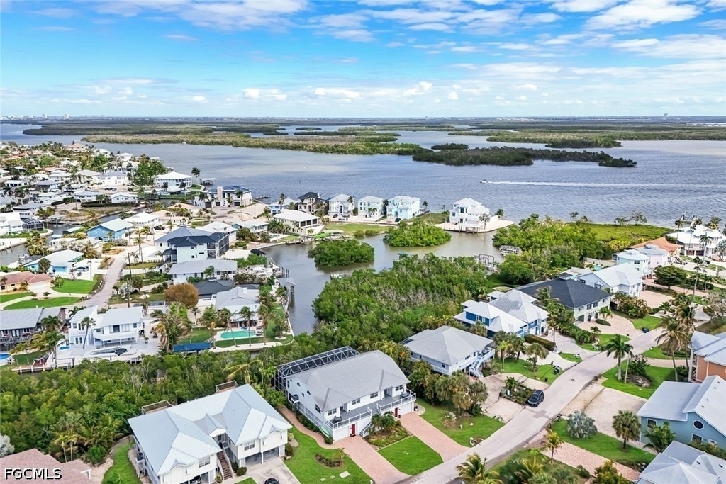 21580 Indian Bayou Drive - Photo 41