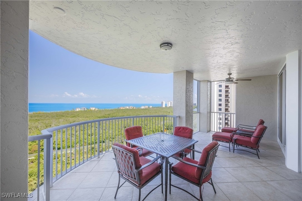 7117 Pelican Bay Boulevard - Photo 23
