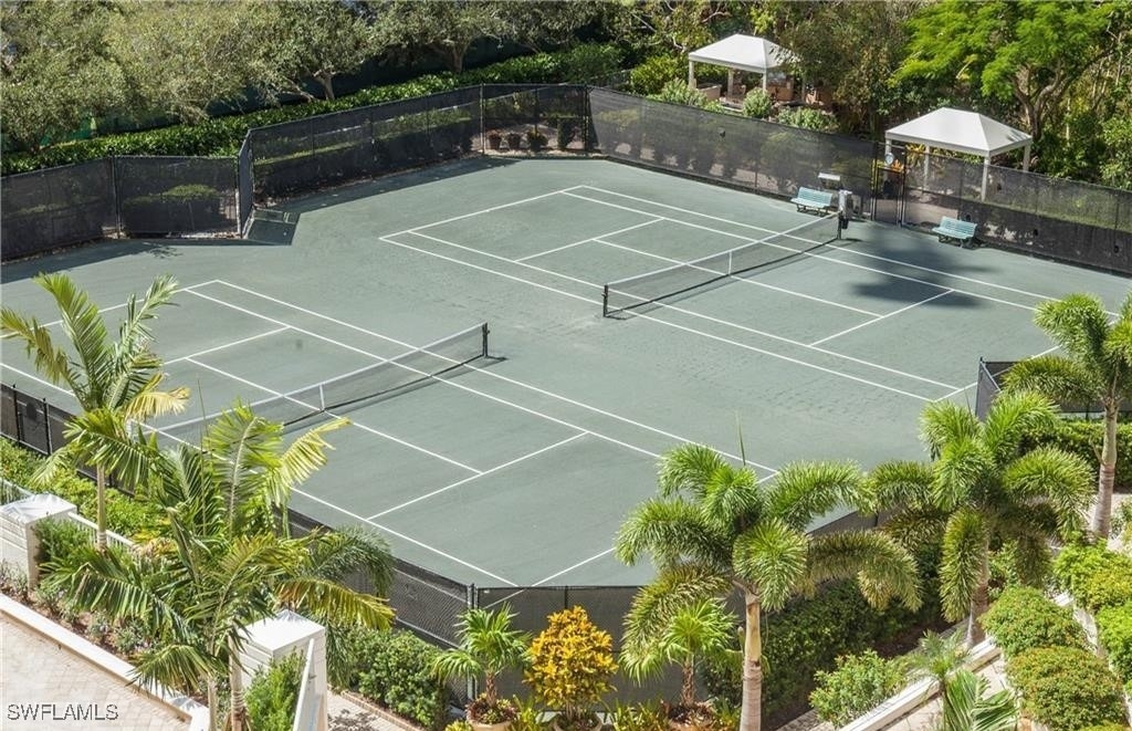 7117 Pelican Bay Boulevard - Photo 3