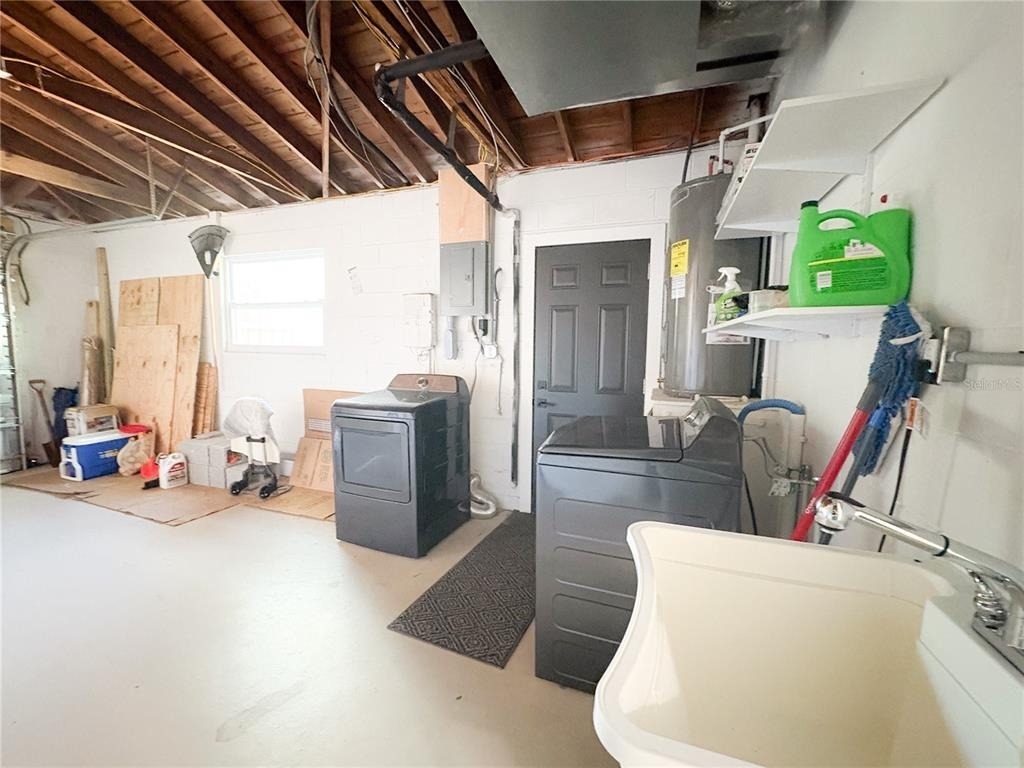 3054 Adrian Avenue - Photo 24