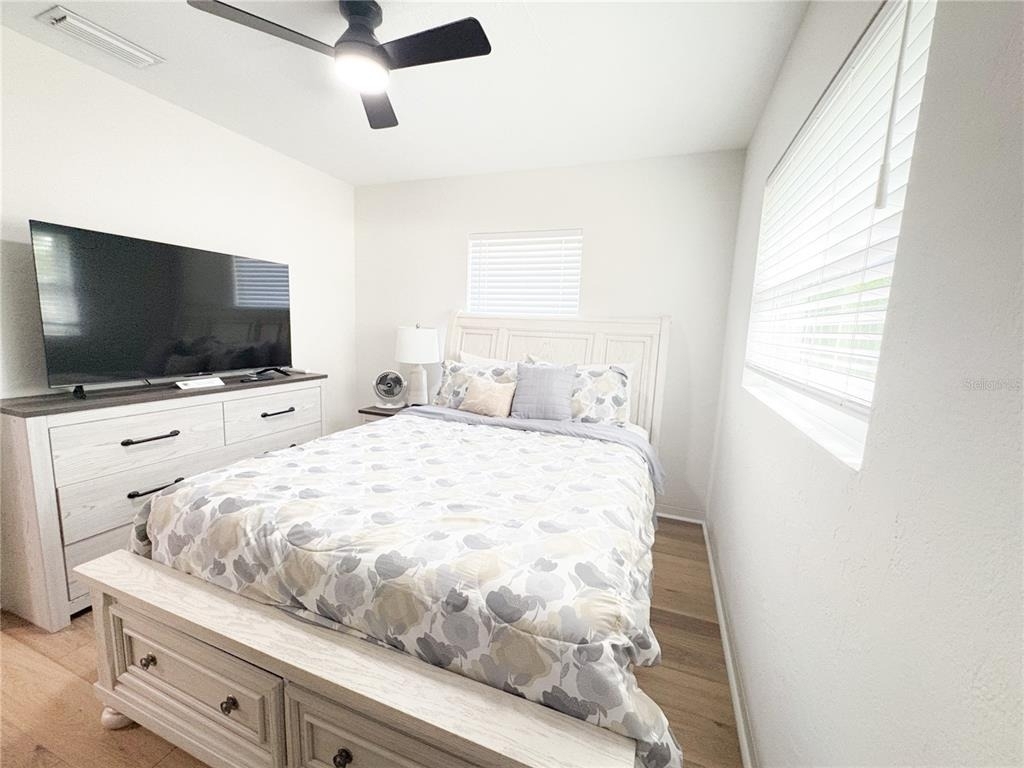 3054 Adrian Avenue - Photo 16