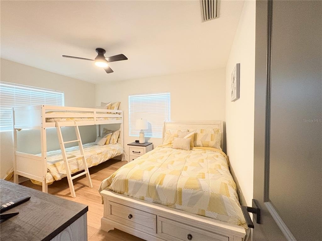 3054 Adrian Avenue - Photo 17