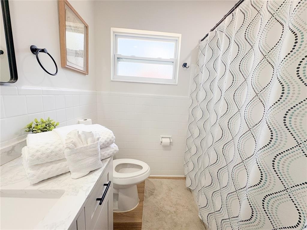 3054 Adrian Avenue - Photo 14