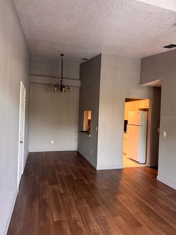 1132 S Pine Ridge Circle - Photo 4