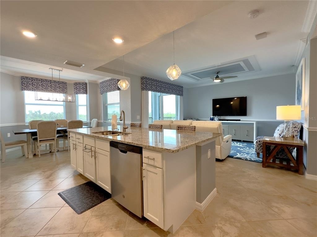 14091 Heritage Landing Boulevard - Photo 10