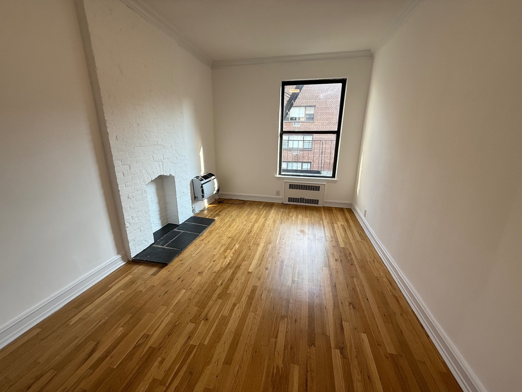 East 83rd Street - Photo 0