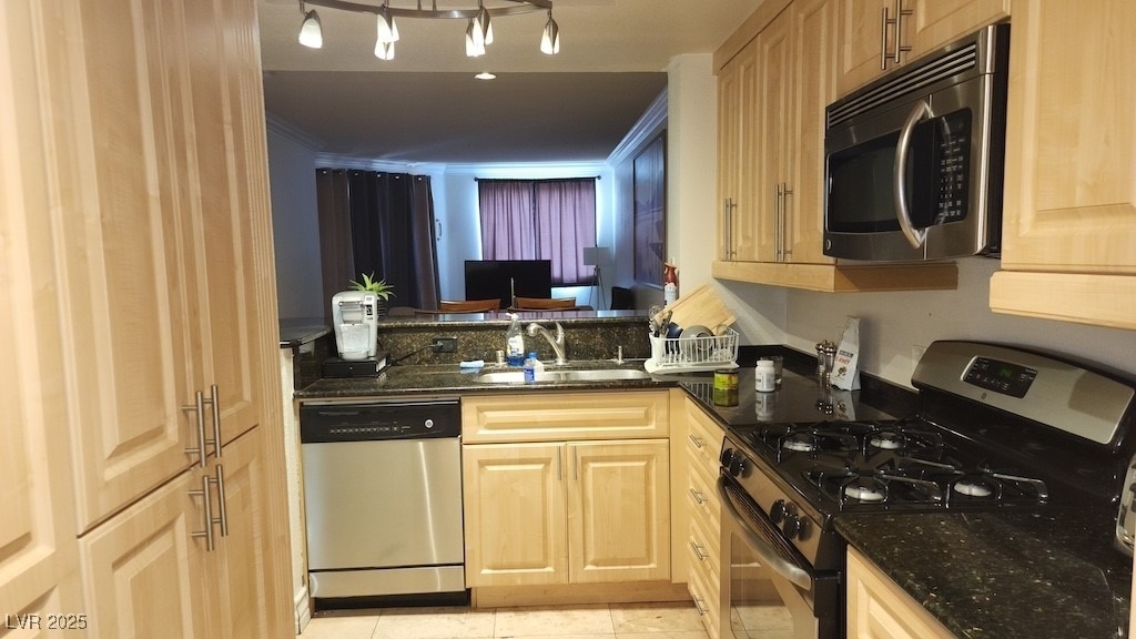 270 E Flamingo Road - Photo 2