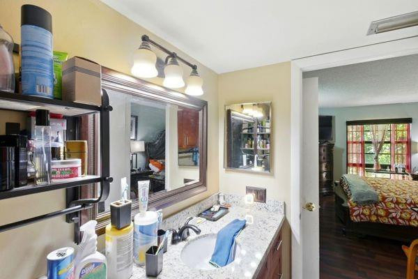5530 Nw 44th Street - Photo 8