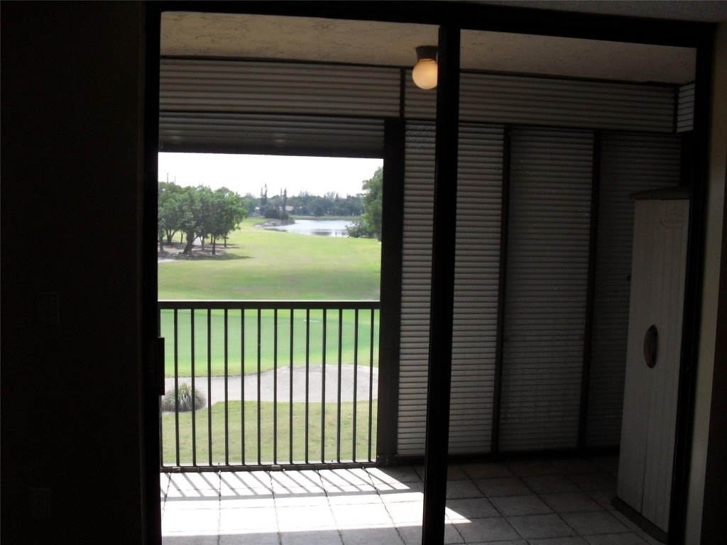5530 Nw 44th Street - Photo 1