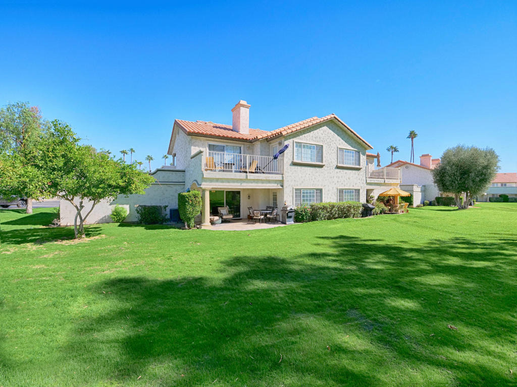 127 Villa Court - Photo 2