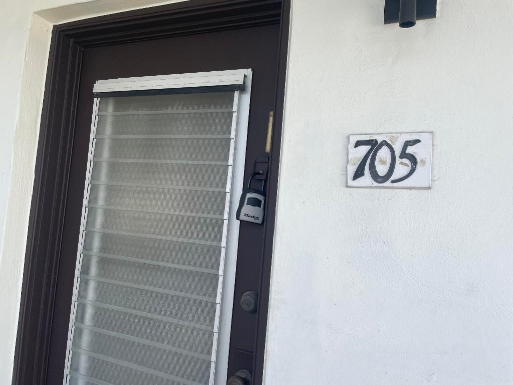 705 Normandy O - Photo 0