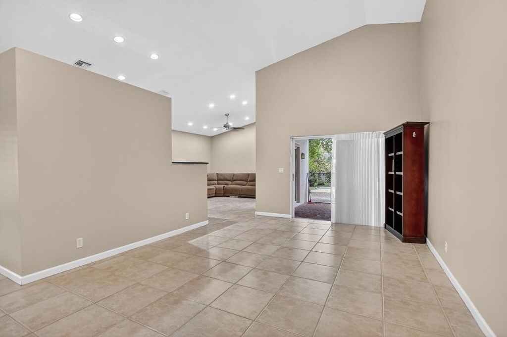 3511 Nw 4th Avenue - Photo 21