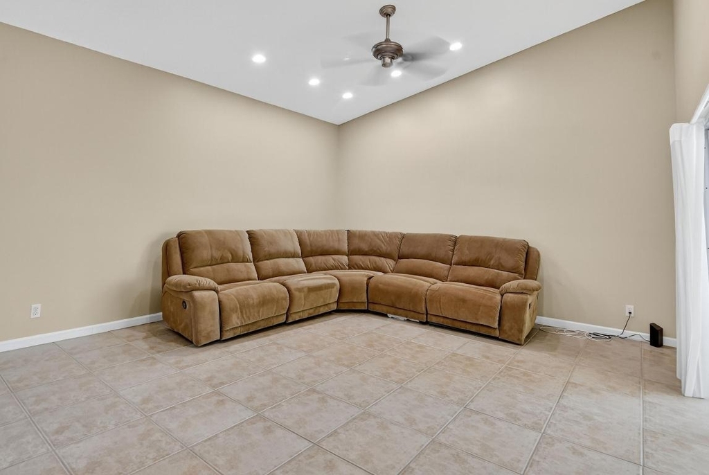 3511 Nw 4th Avenue - Photo 17