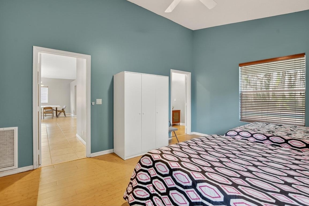 3511 Nw 4th Avenue - Photo 13
