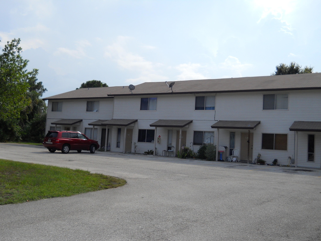 3513 Tree Ridge Lane Ne - Photo 2