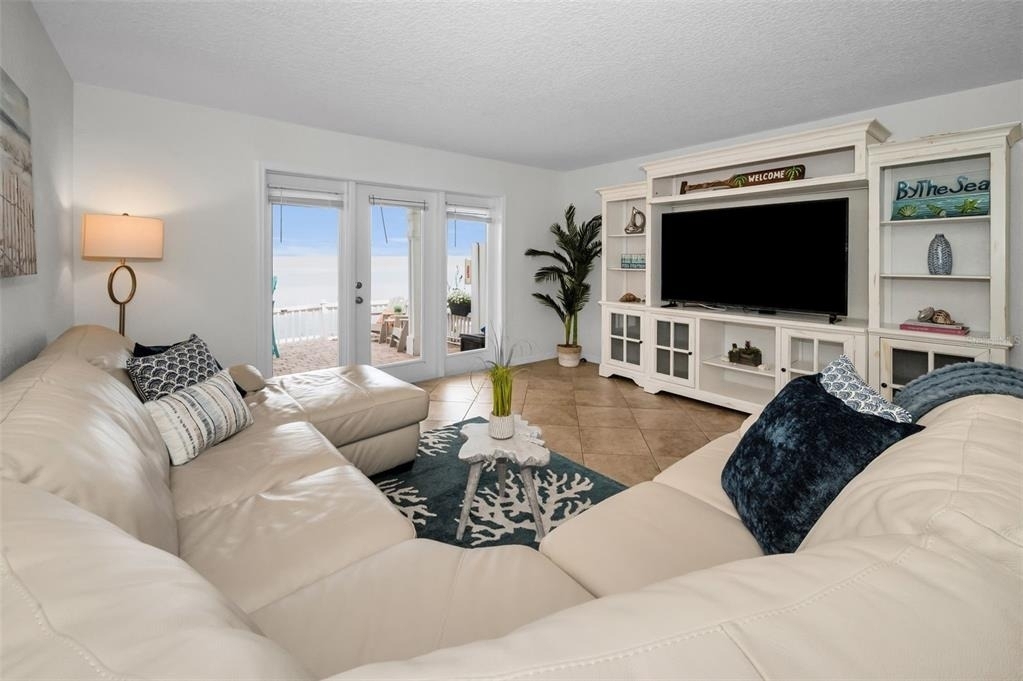 5026 Coquina Key Drive Se - Photo 2