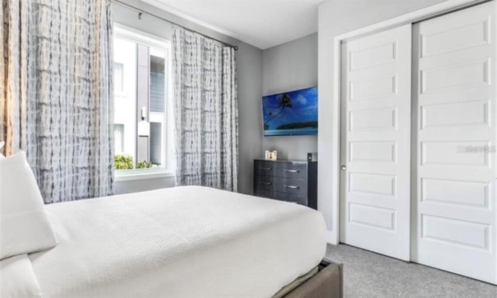 7773 Spectrum Drive - Photo 2