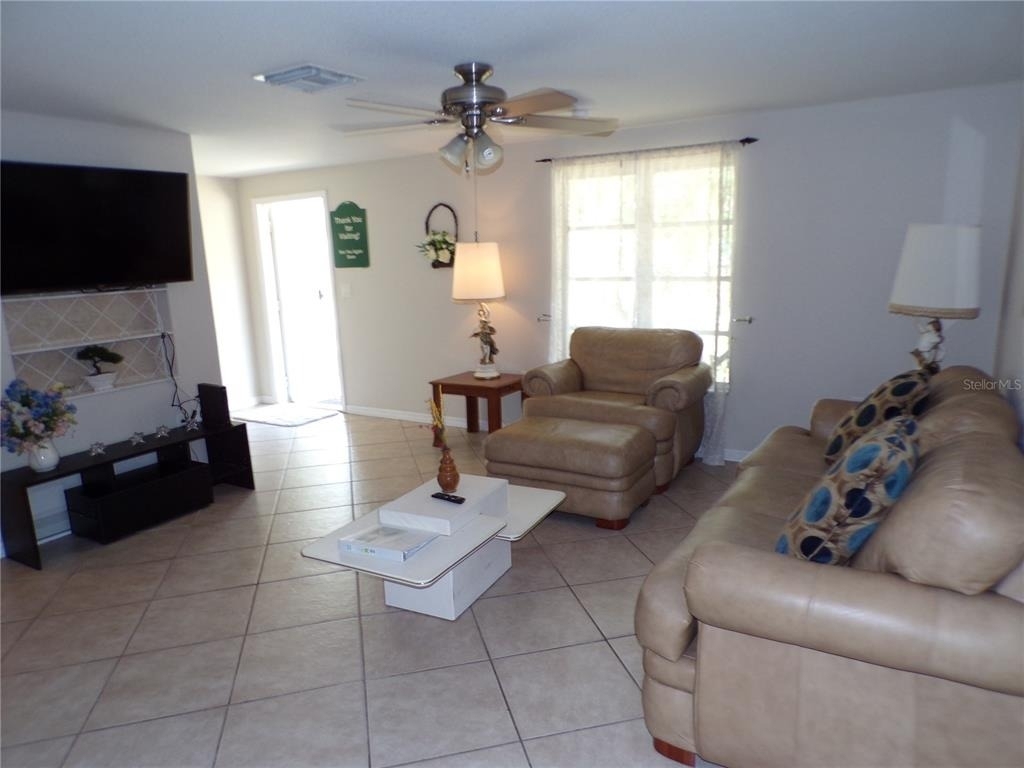 182 Chelsea Court Nw - Photo 3