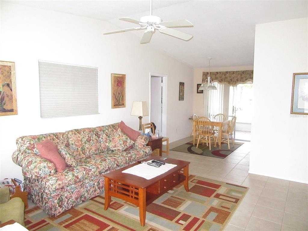 8158 Fay Avenue - Photo 4