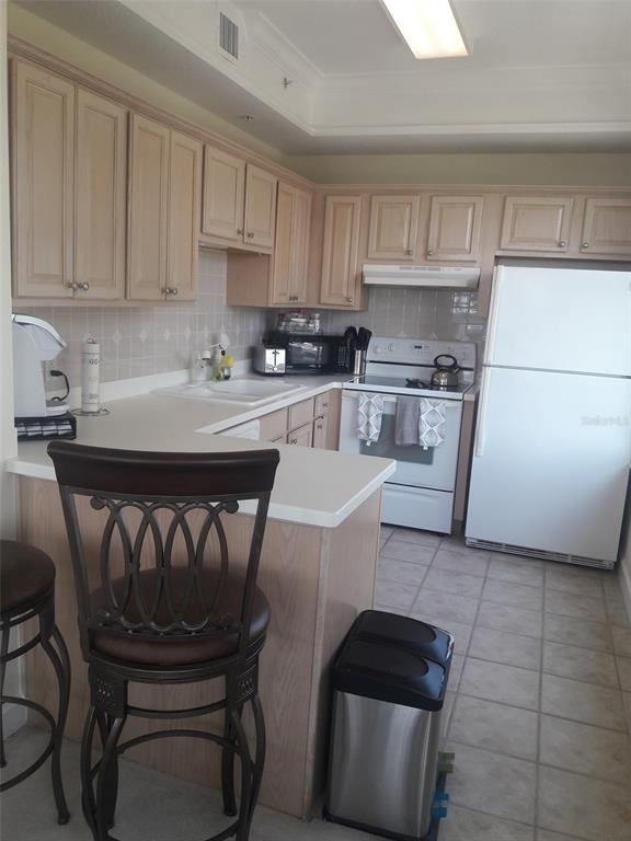 750 N Tamiami Trail - Photo 2