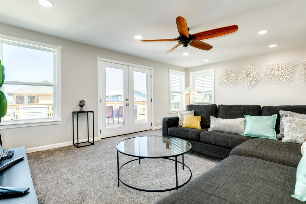 4421 Pelican Road - Photo 11