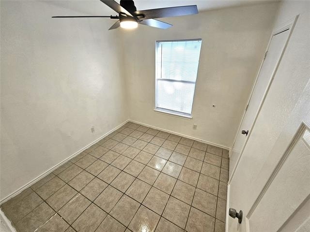 2837 Ave J - Photo 19
