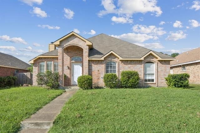 1602 Develon Drive - Photo 0