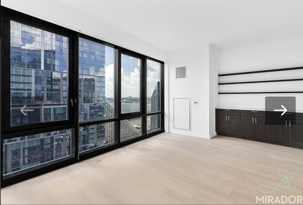 West 60th Street - Photo 11