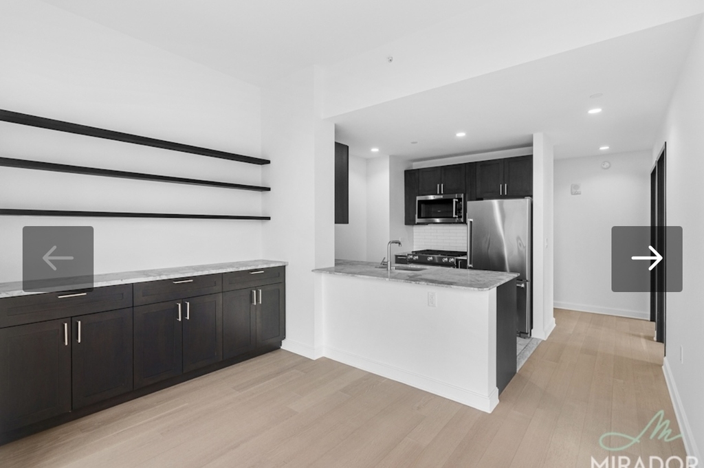 West 60th Street - Photo 9